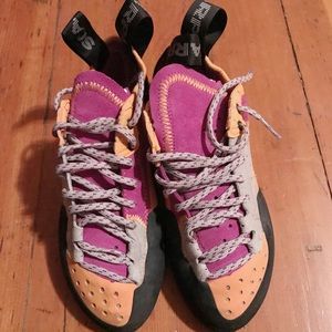Scarpa Climbing Shoes